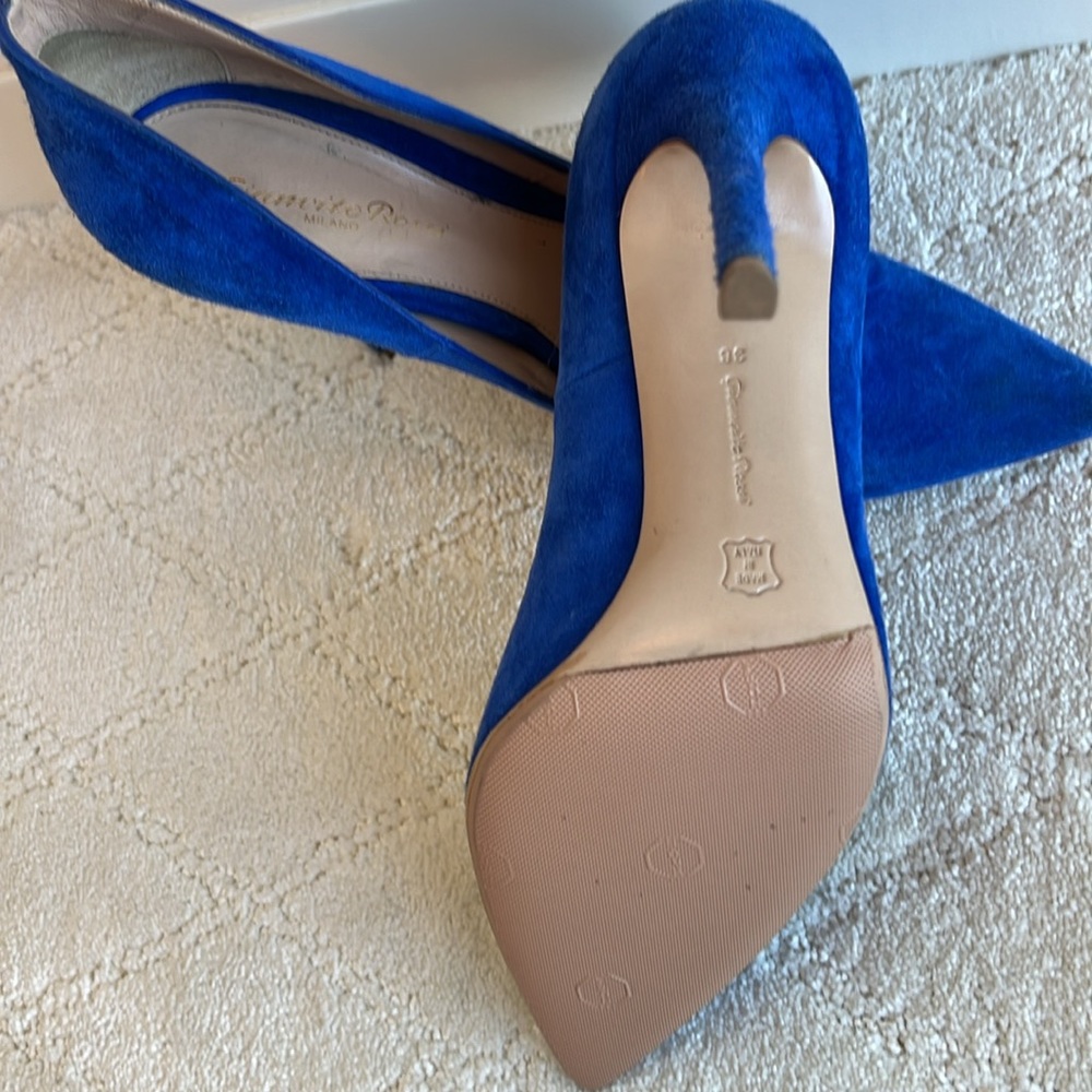Blue Gianvito Rossi pumps - Picture 3 of 3